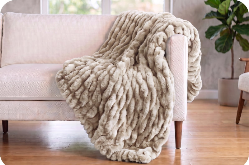 Shannon Fabrics Signature 60" x 72" Luxe Cuddle Blanket Milan Enzo Vanilla Creme