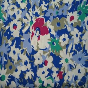 45" Floral White and Fuchsia with Blue Background