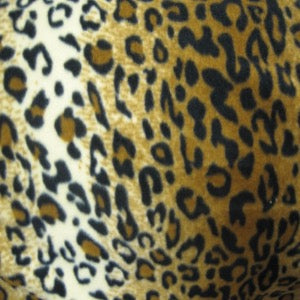 60" Fleece 100% Polyester Leopard #19305