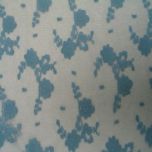 45" Lace Small Flower Country Blue