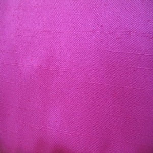 64" Linen Look 65% Polyester / 35% Rayon Fuchsia