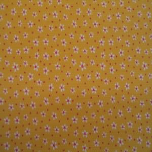 60" Pique&rsquo; 100% Cotton Floral White and Hot Pink with Yellow Background