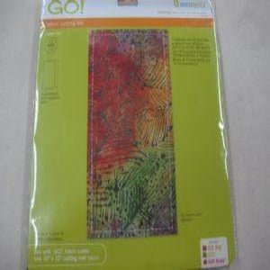 Accuquilt GO Fabric Cutting Die Rectangle 4.5" X 8.5" (4 X 8 Finished)#55160